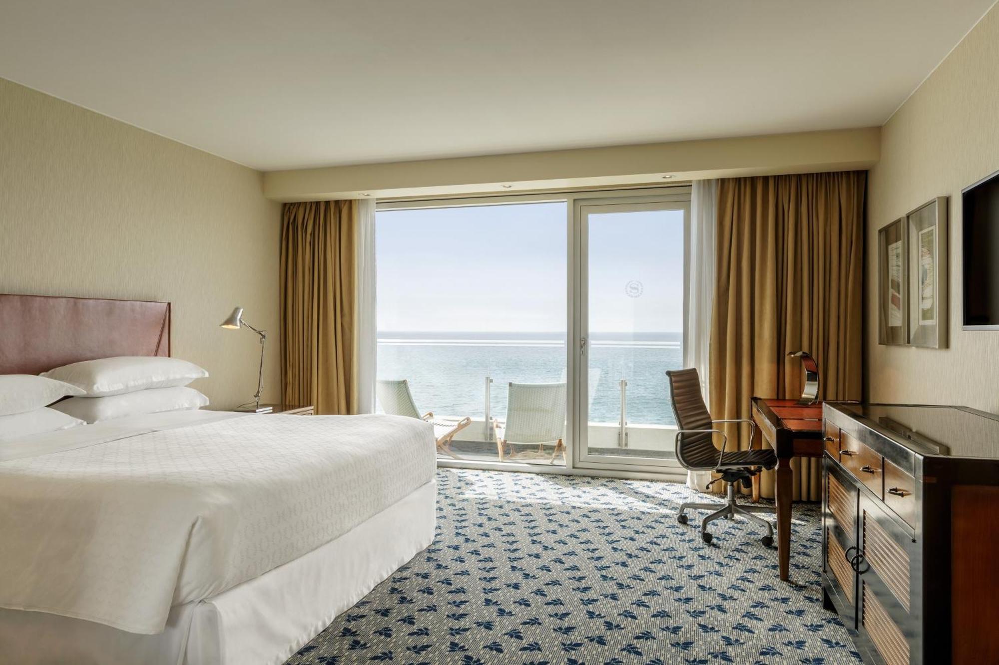 Sheraton Miramar Hotel & Convention Center Vina del Mar Exterior photo A guest room at the Hilton San Diego Bayfront